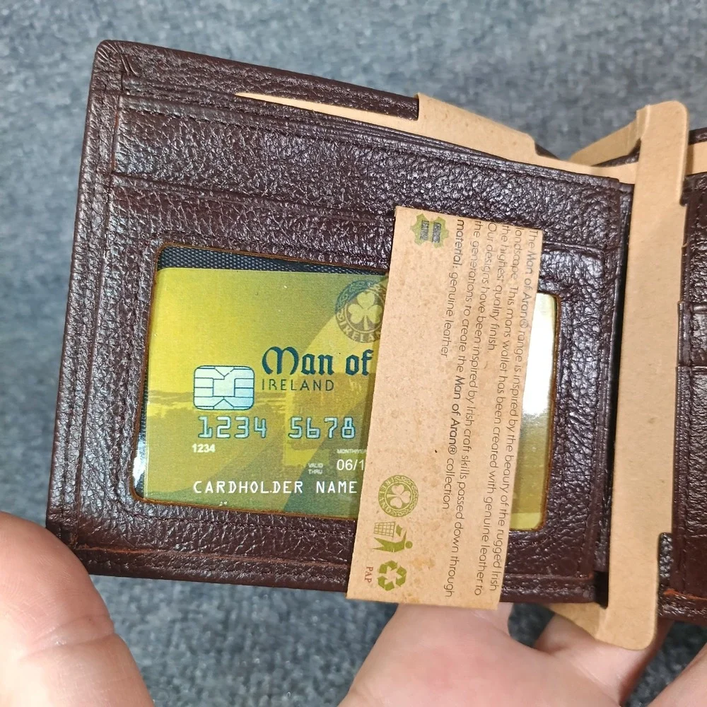 Man of Aran Bifold Wallet Mens Brown Genuine Leather Celtic Shamrock Ireland